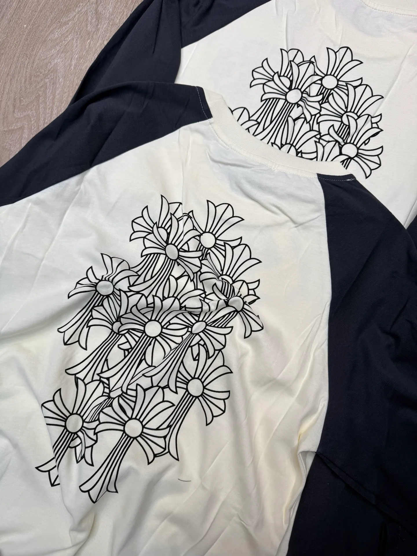 P200 Chrome Heart American luxury brand 25ss early autumn long-sleeved bottoming shirt Size: S M L Color: Apricot